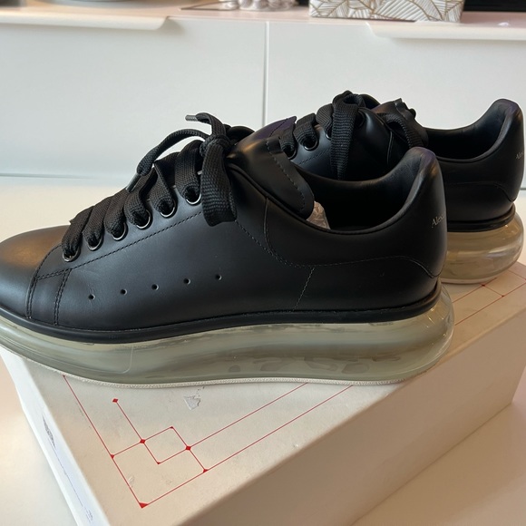 *SOLD* Alexander McQueen Men's Oversized Gel Sole Leather Platform Sneakers - Picture 4 of 8